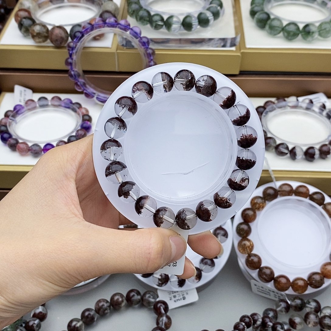 水晶手串未镶嵌红幽灵