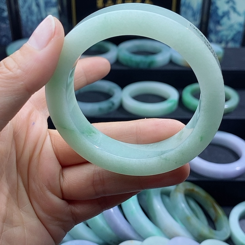 【闪购商品】定制翡翠手镯未镶嵌轩*轩