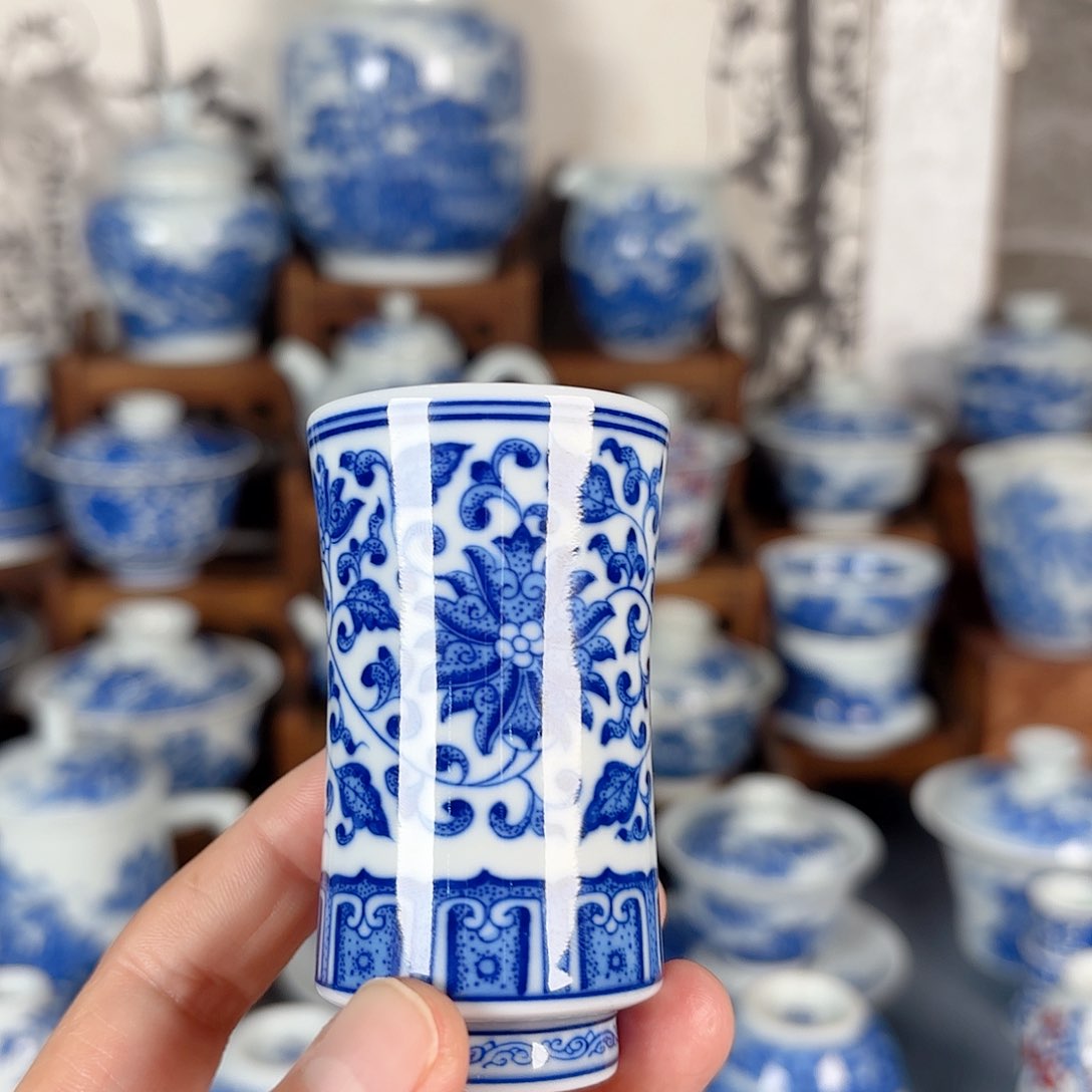 杯戴*恩青花瓷器手绘作品杯