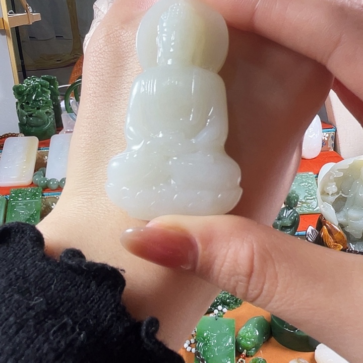 L***x和田玉（白玉）未镶嵌挂件