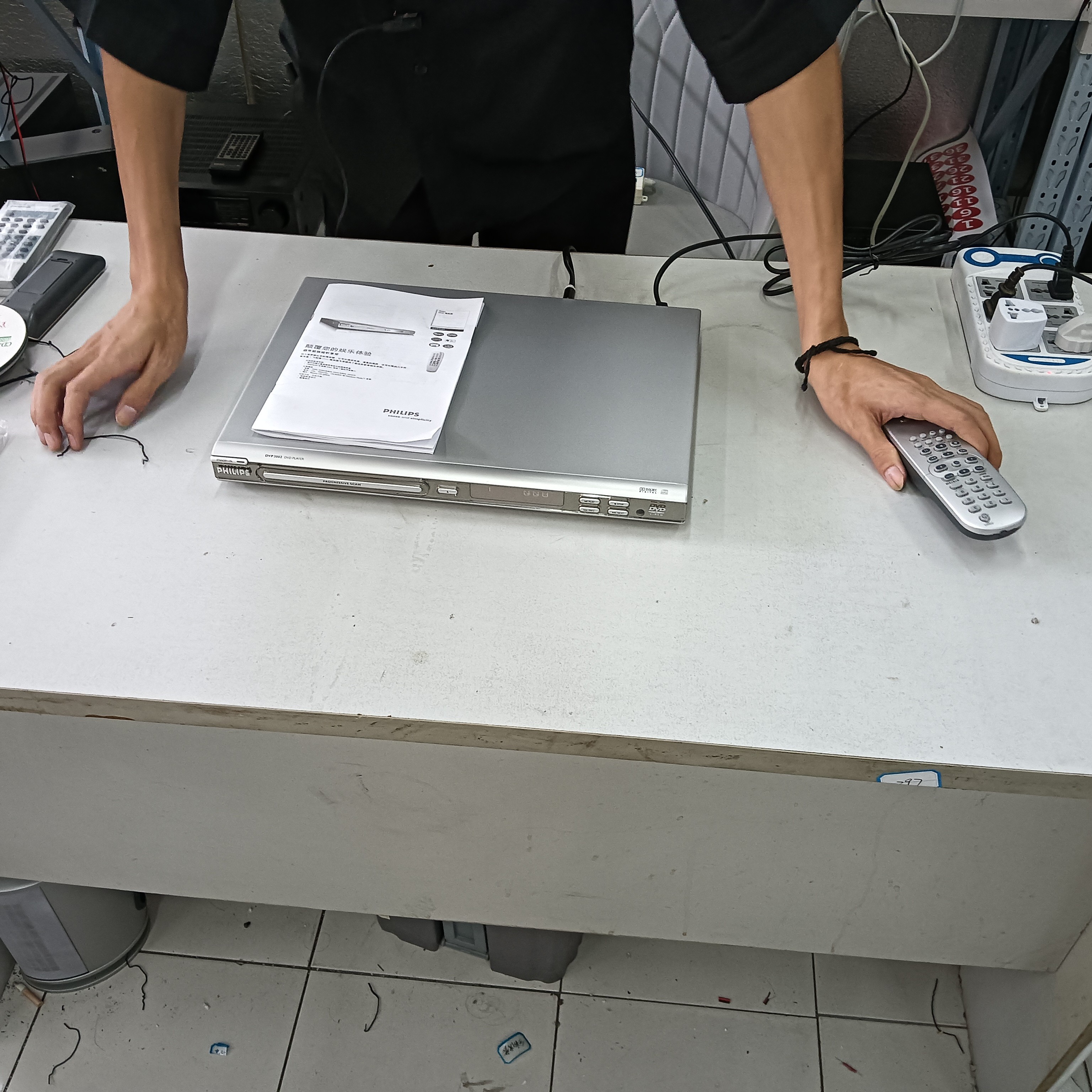 95新  PHILIPS3002DVD二手不包邮不支持退换