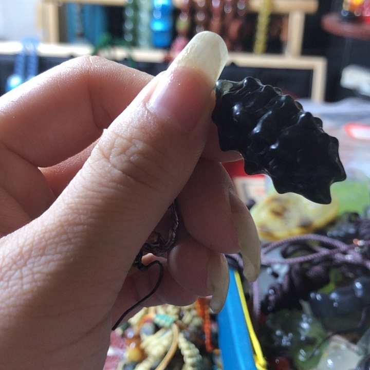 岫玉未镶嵌岫玉挂件