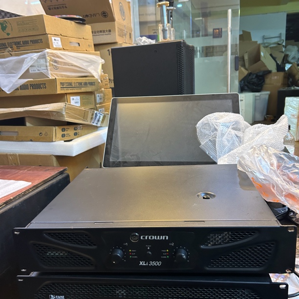 9新  皇冠XLi3500功放一台 不包邮