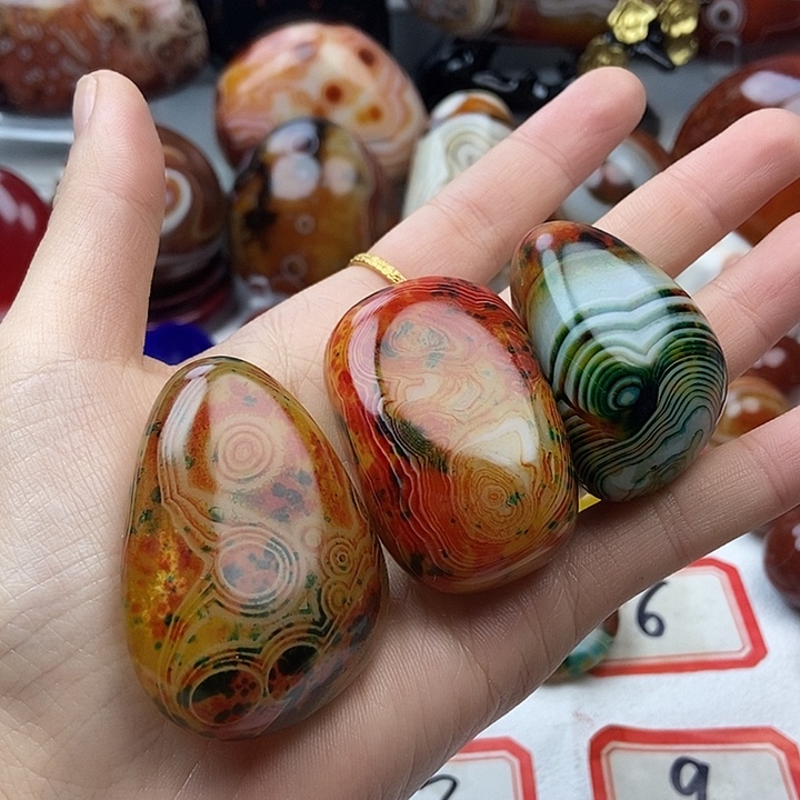 6***1玛瑙/玉髓未镶嵌珠宝奇石