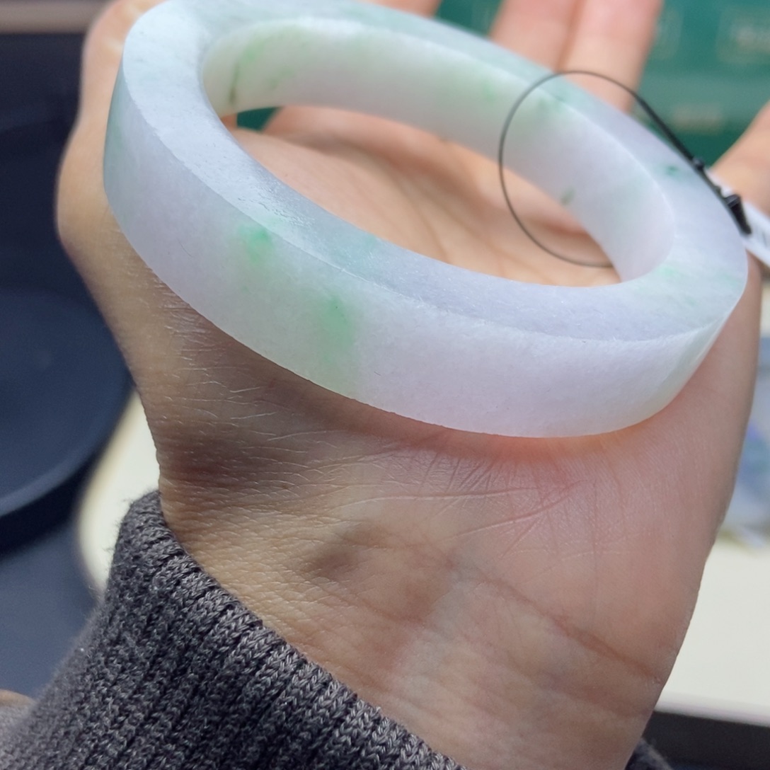 定制翡翠翡翠手镯未镶嵌
