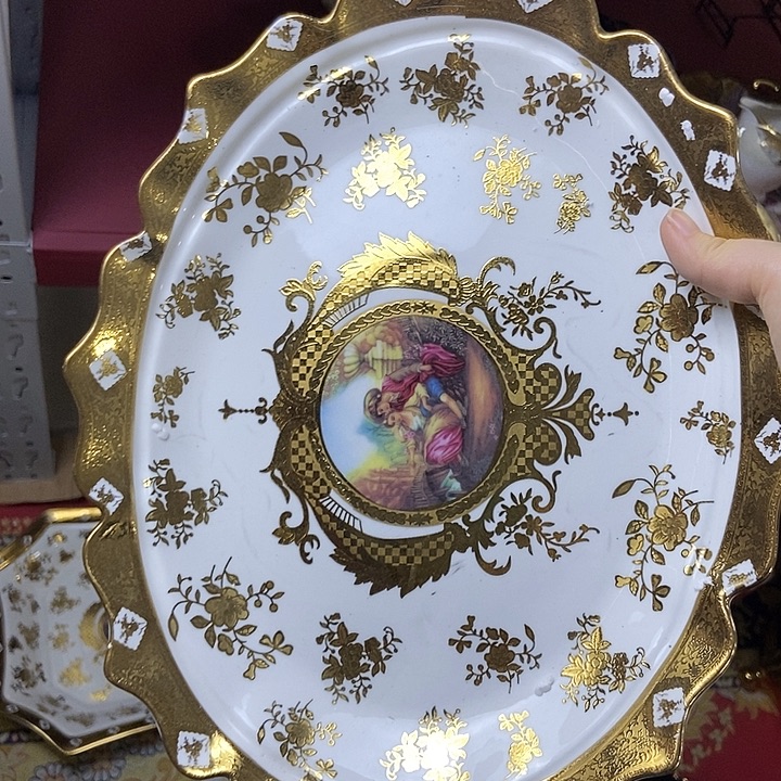 瓷片瑕疵…………………………………