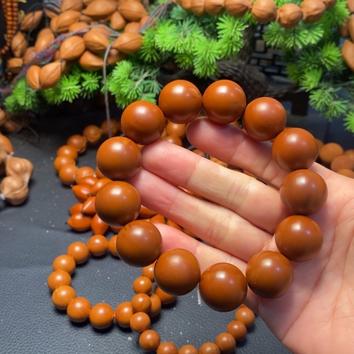 发***贺手串橄榄核1.85瑕疵光珠