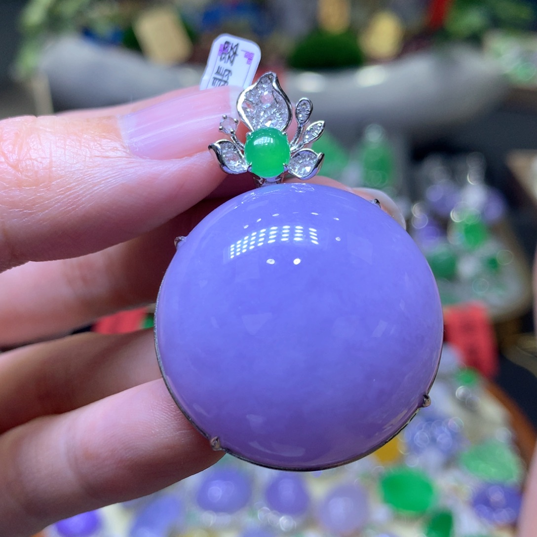 【闪购商品】翡翠颈饰18K金镶嵌翡翠吊坠项链