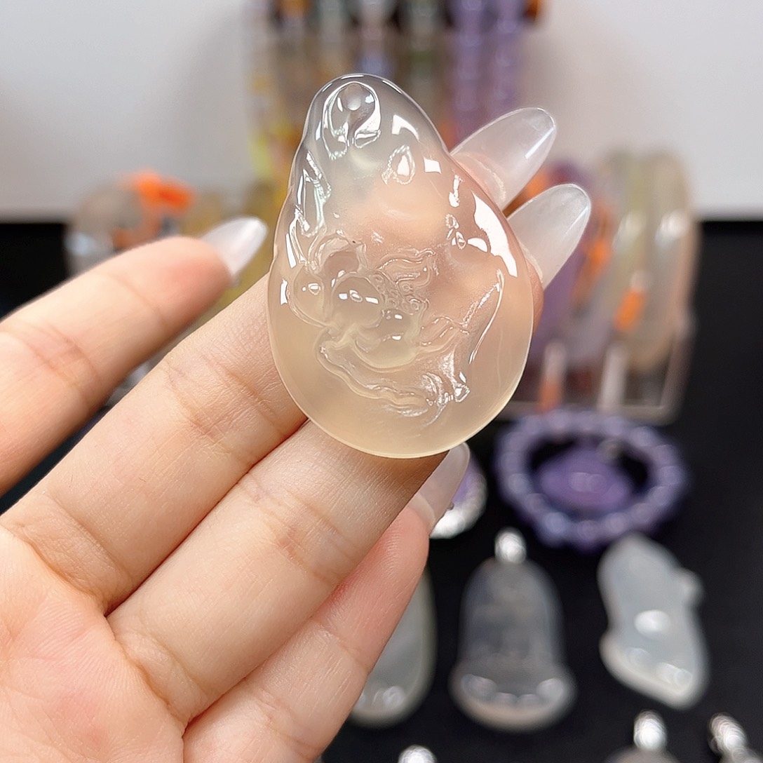 手镯玛瑙/玉髓未镶嵌