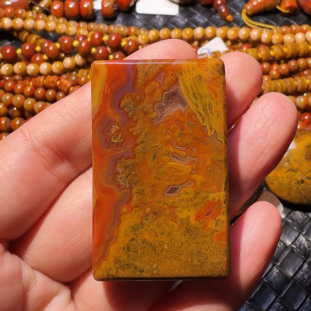 玛瑙/玉髓未镶嵌珠宝半成品