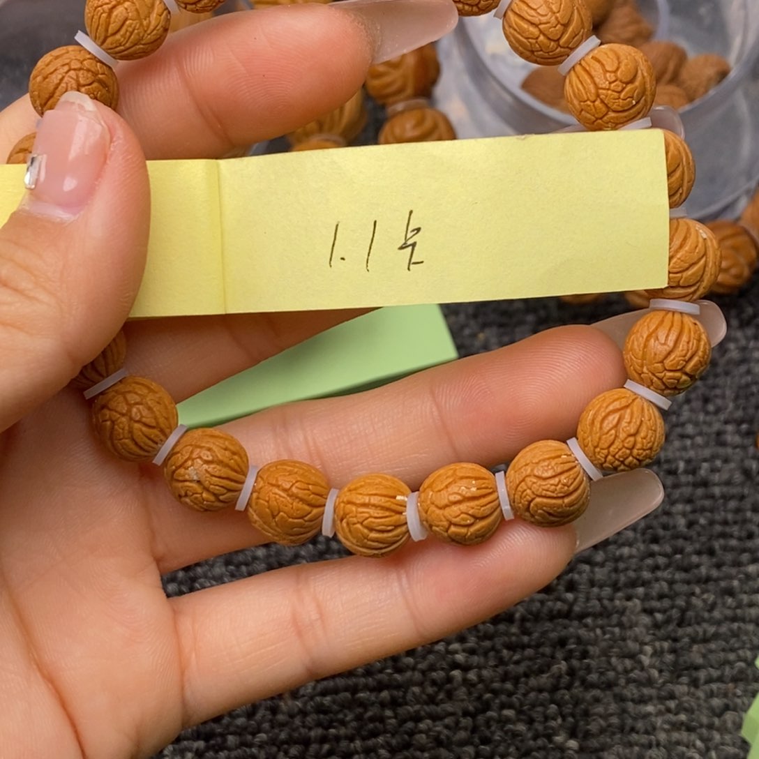 秦岭山脉龙纹桃核 21