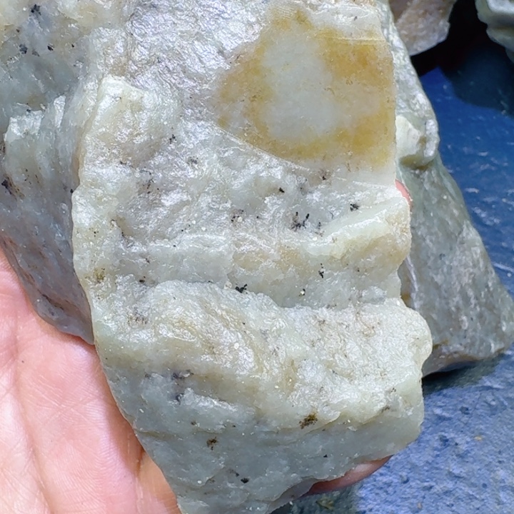 和田玉未镶嵌珠宝半成品