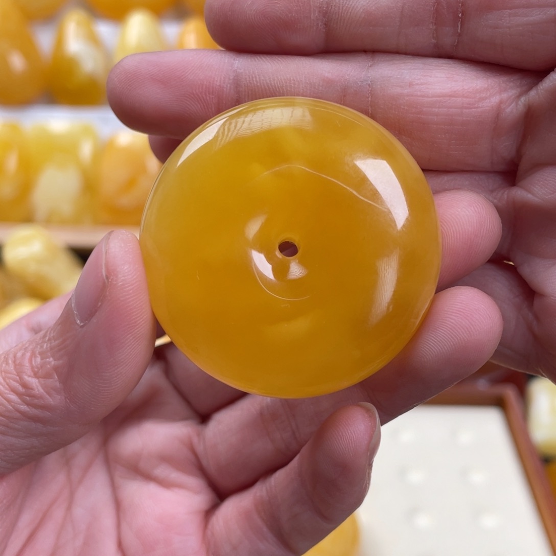 蜜蜡项链未镶嵌18.8克