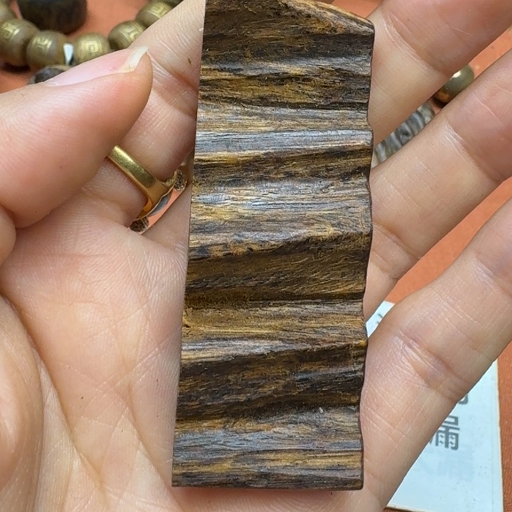 大叶紫檀（黑酸枝木类）