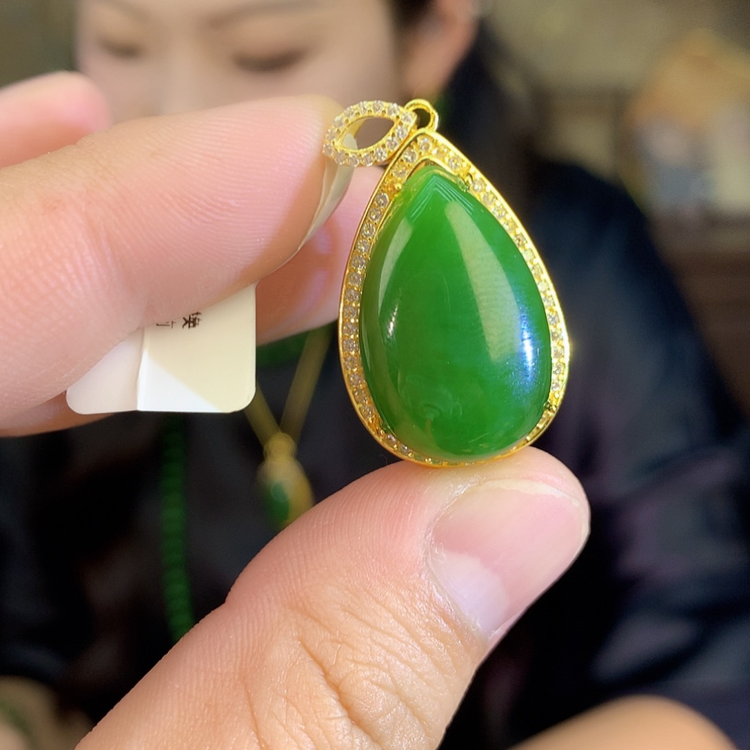 吊坠(不含链)银S925镶嵌和田玉（碧玉）吊坠