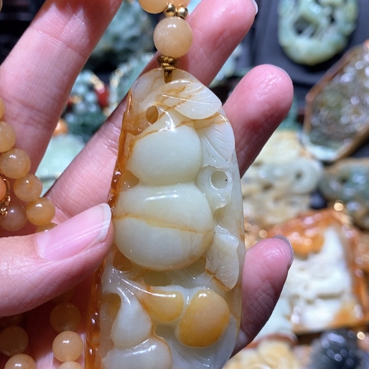 岫玉毛衣链未镶嵌