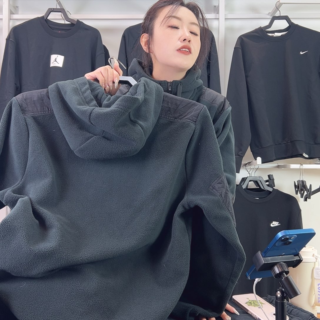 4883黑色XL码150-170斤不退换