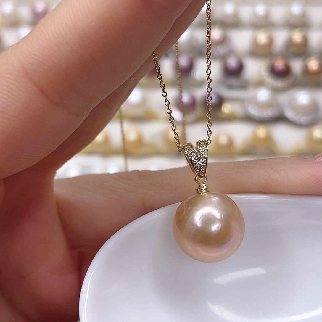 淡水珍珠吊坠(赠链)未镶嵌