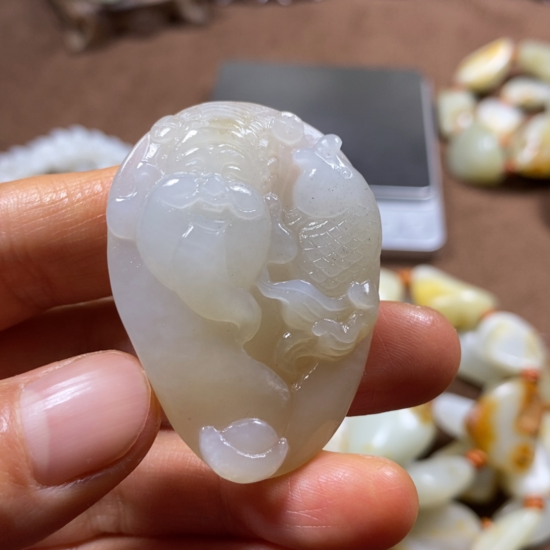 和田玉未镶嵌挂件