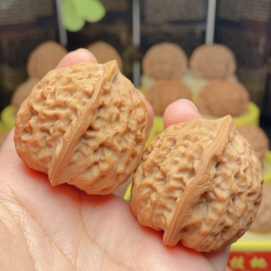 文玩核桃吊坠39金牛狮子头