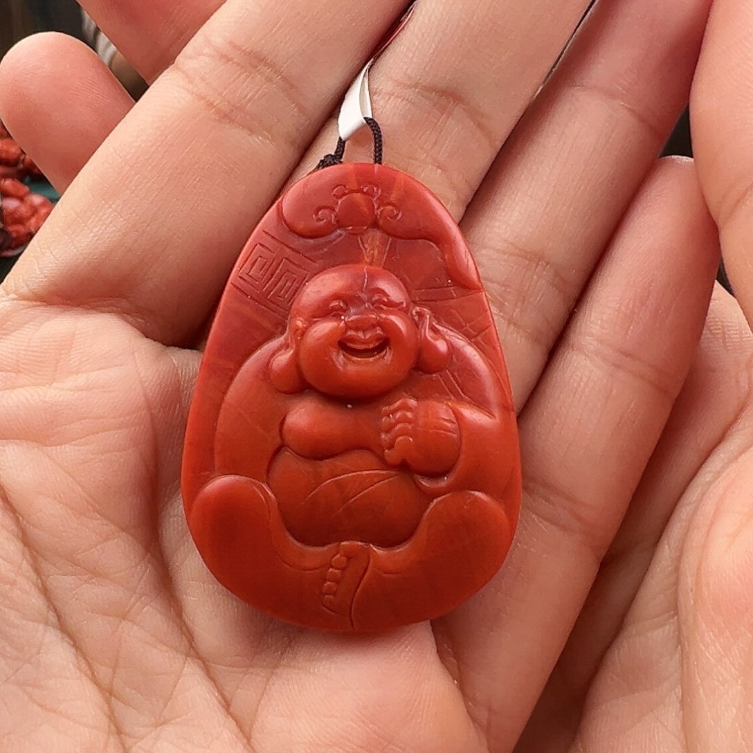 南红玛瑙吊坠未镶嵌