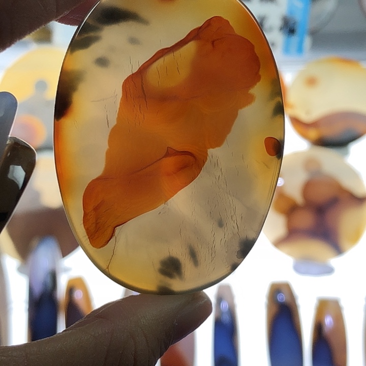 查罗石未镶嵌珠宝半成品74