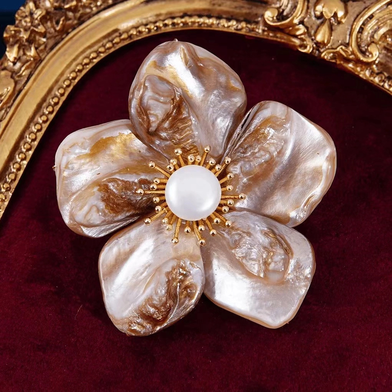 天然珍珠胸针时光花瓣时尚别针设计复古款优雅气质轻奢百搭手工