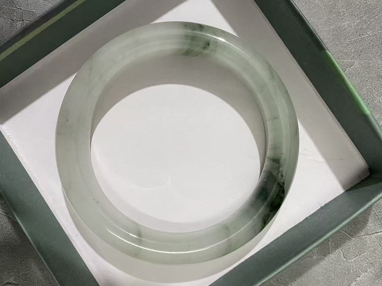 石英质玉手镯多样性发货编码：125