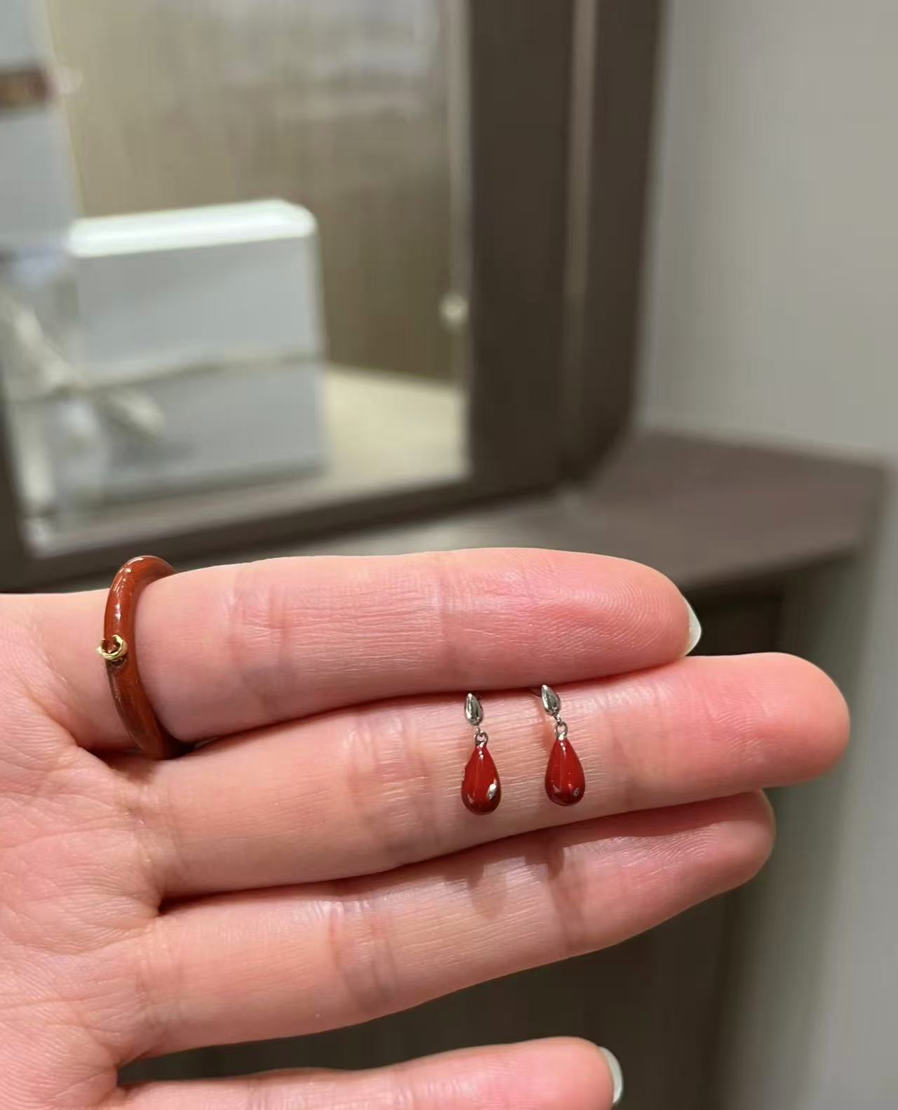 烙哥MEEGHERBE.迷你小耳S品