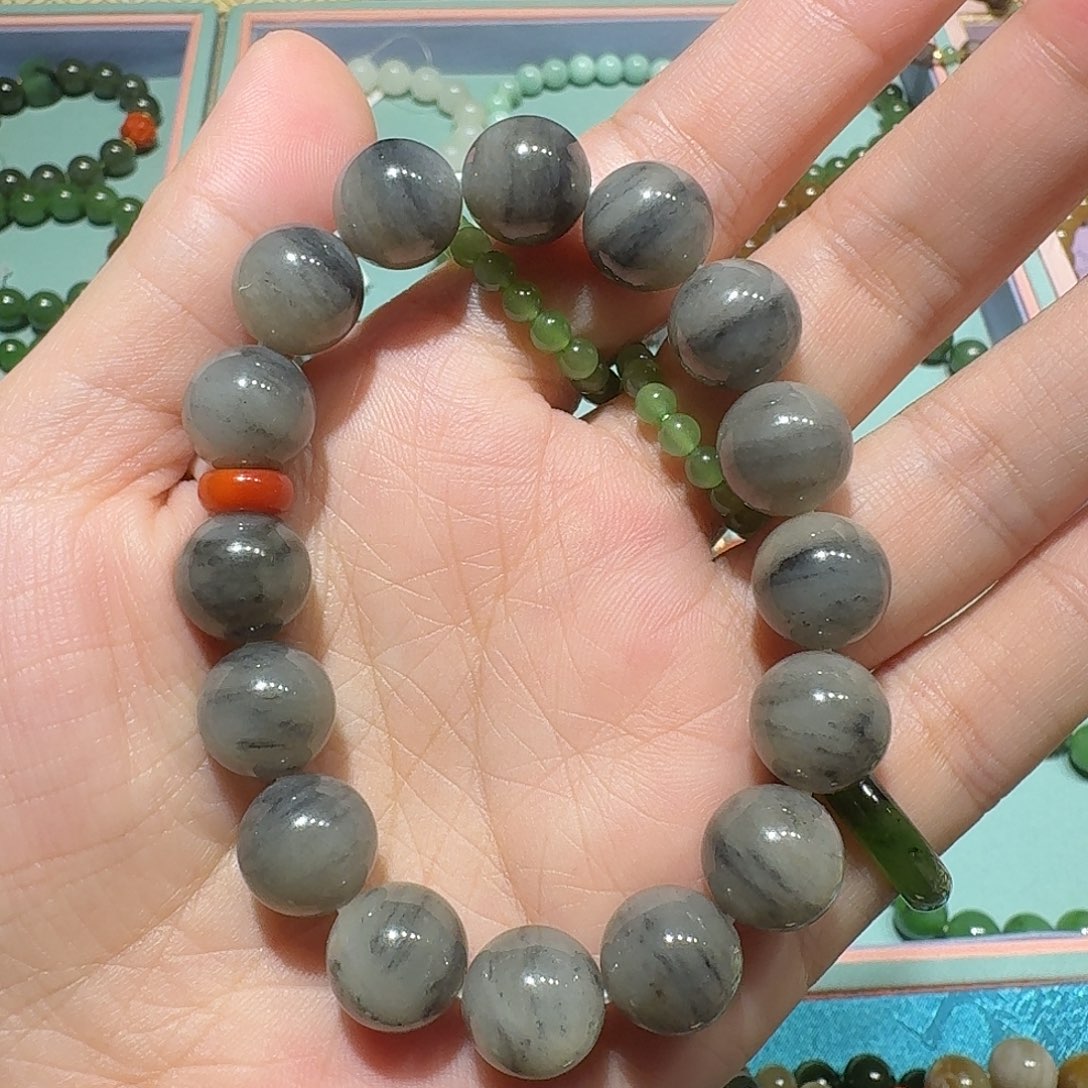 和田玉未镶嵌珠宝奇石