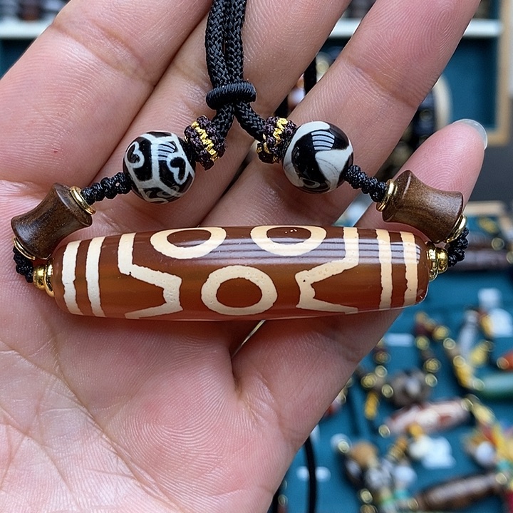 玛瑙/玉髓颈饰合金