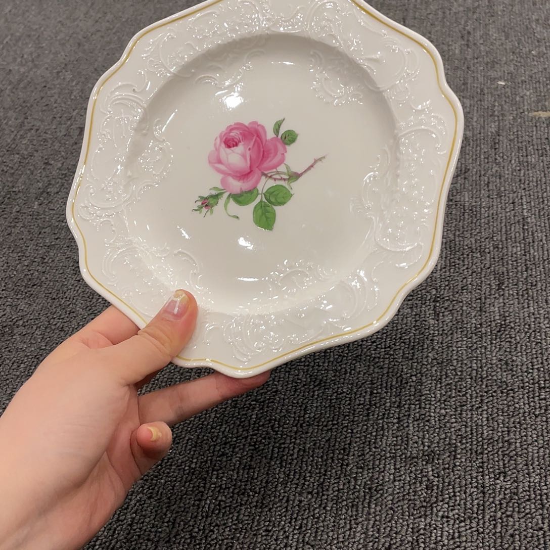 瓷片中古一等红玫瑰