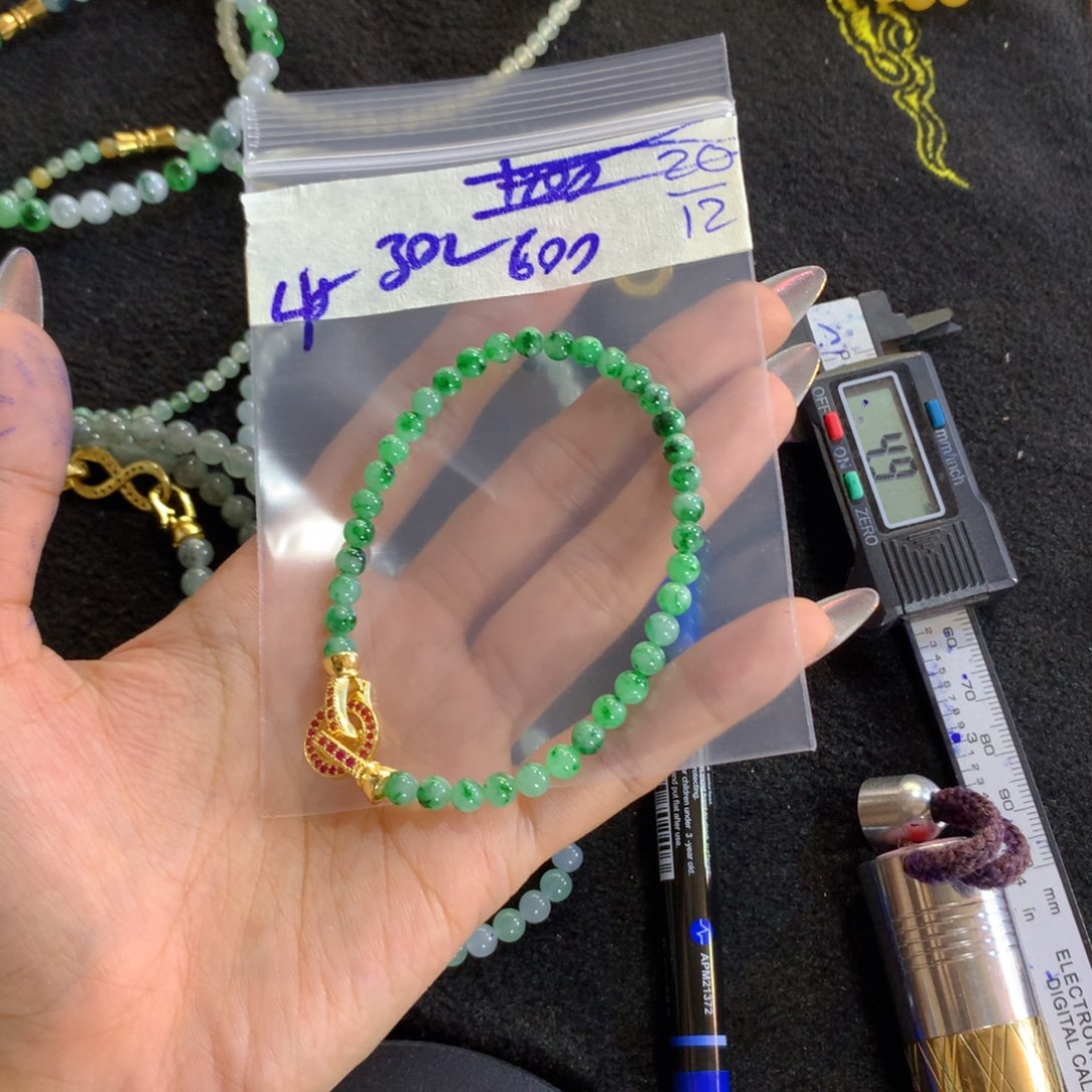 定制翡翠未镶嵌天然缅甸翡翠