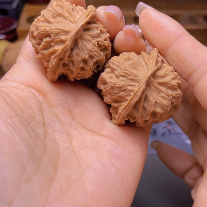 j*核桃转用链接，苹果园福利不退不换