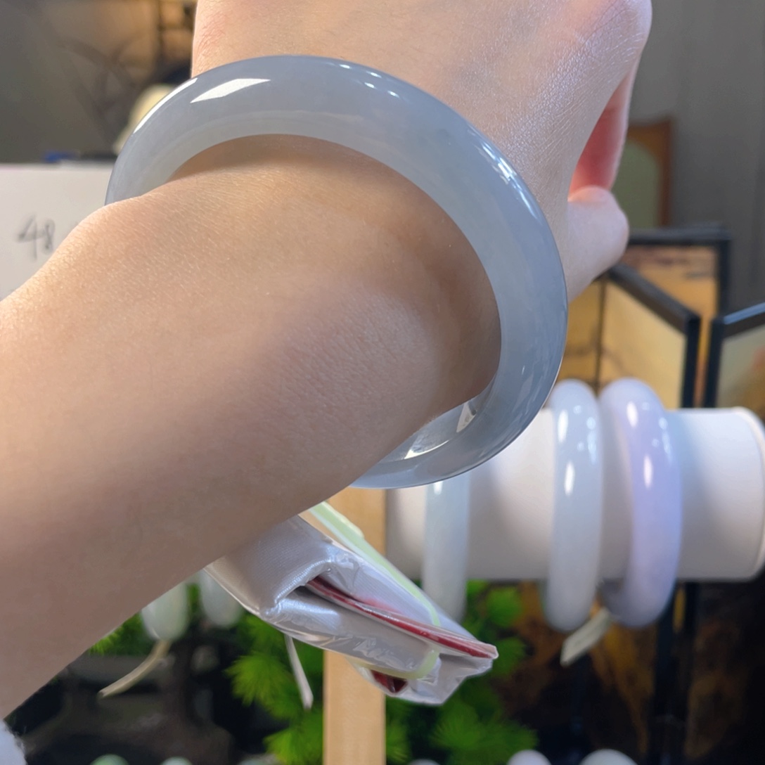 翡翠未镶嵌手镯缅甸翡翠8