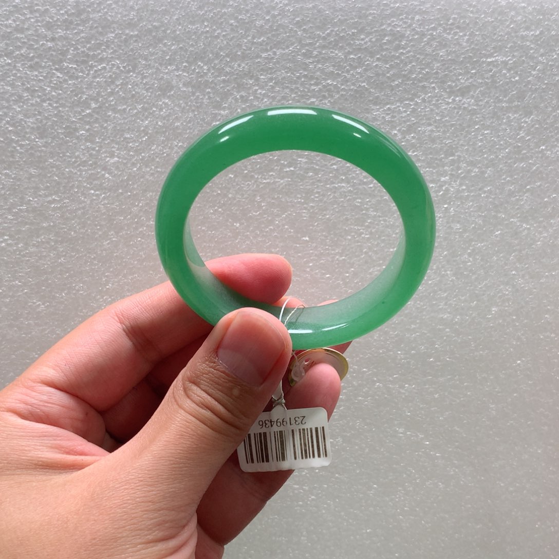 石英质玉手镯未镶嵌青青52-多人