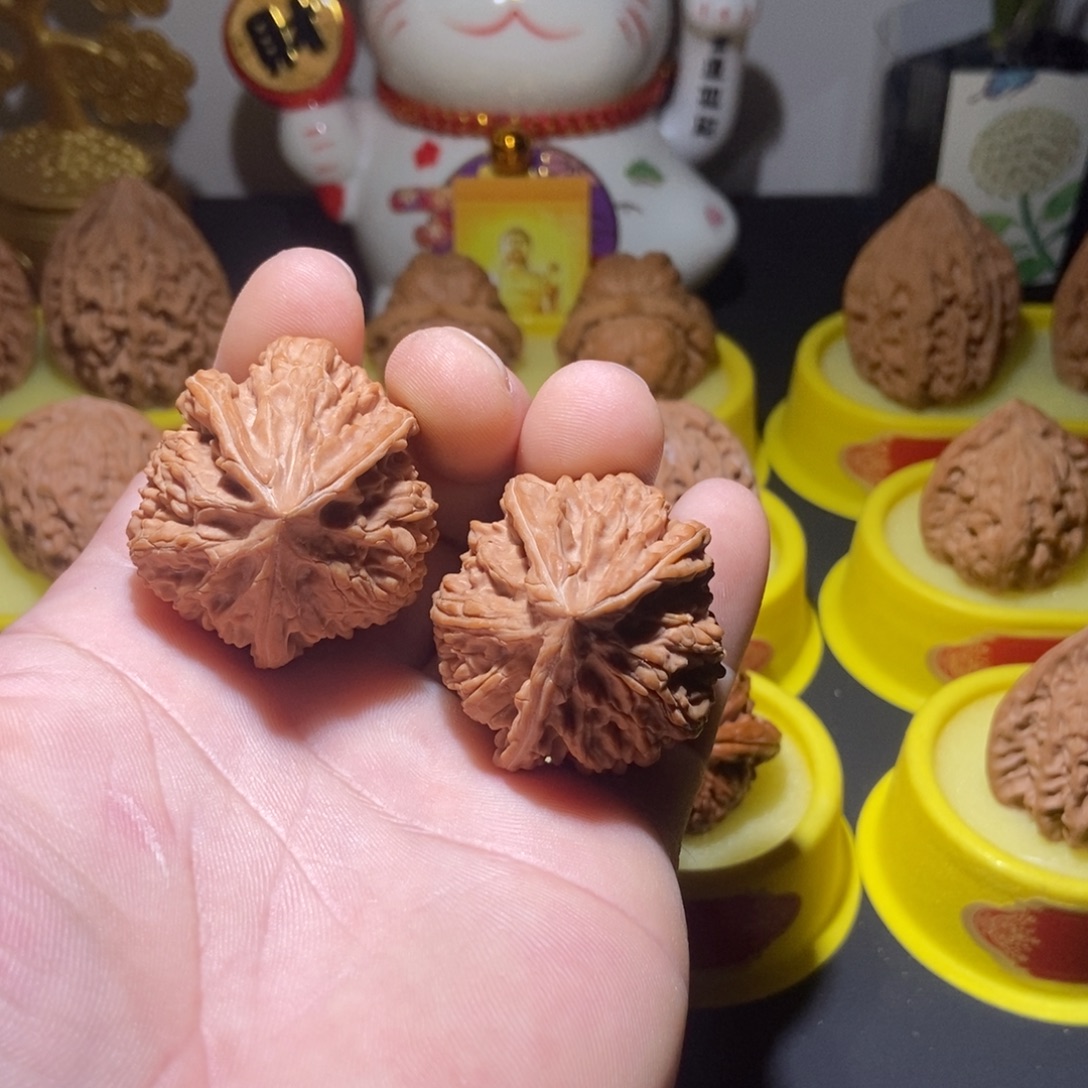 把件文玩核桃文山三楞