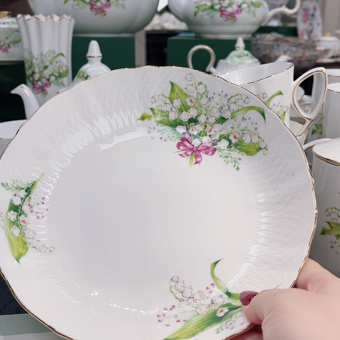 骨瓷深盘——————————————