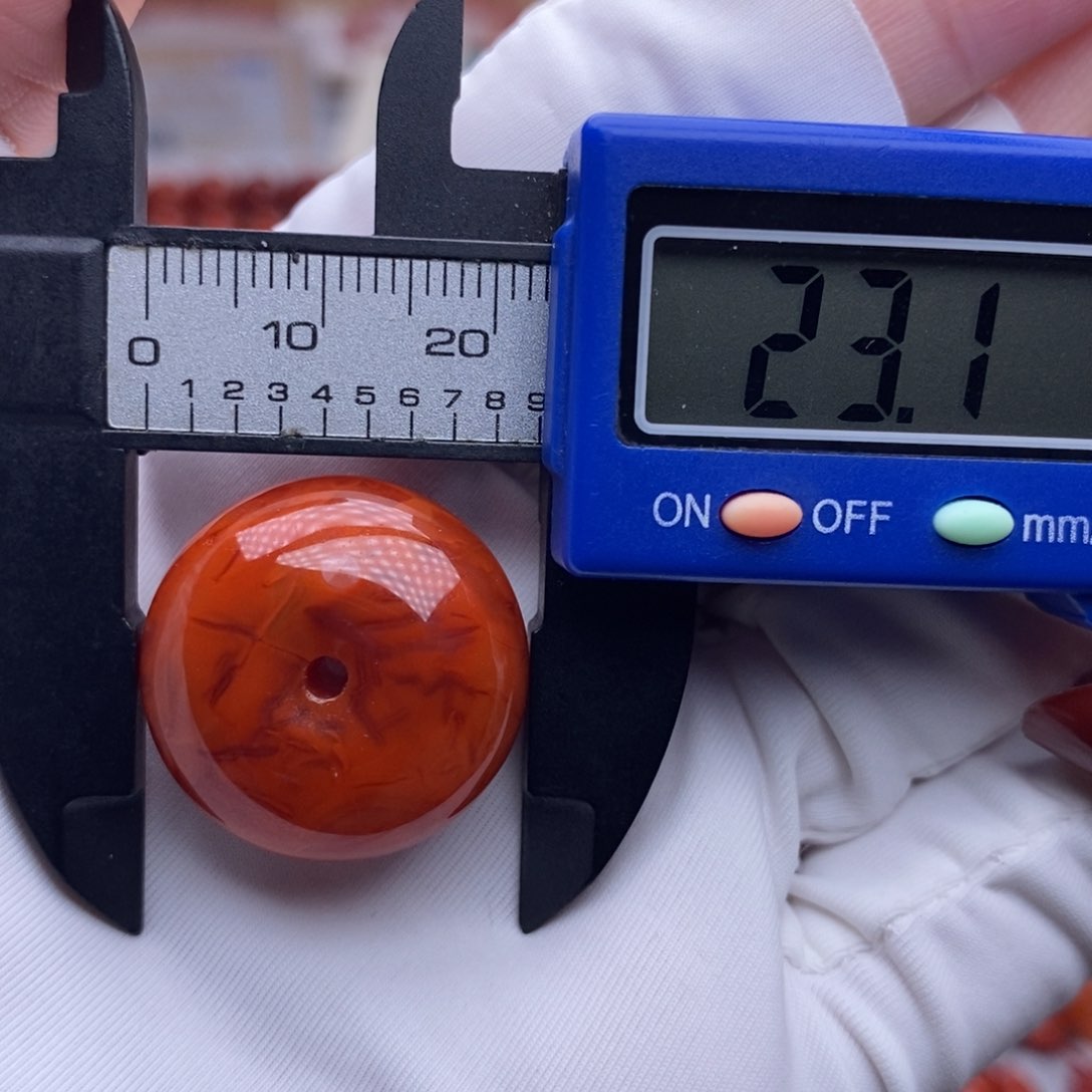 南红玛瑙配饰未镶嵌