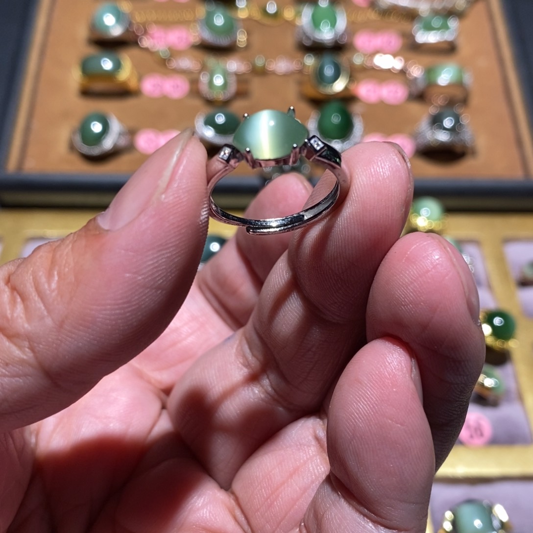 和田玉（碧玉）戒指未镶嵌