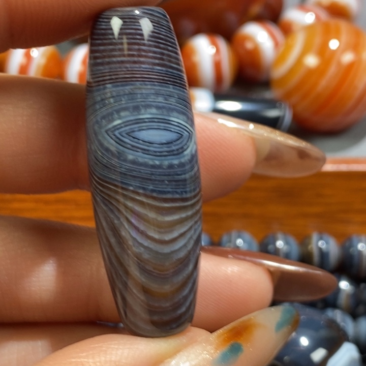 行***之玛瑙/玉髓未镶嵌颈饰