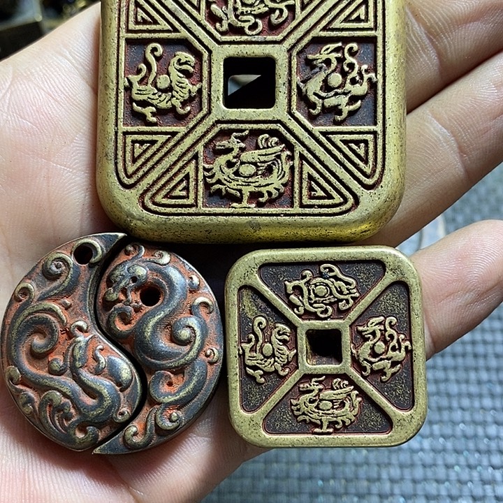 A***。现代文创工艺品花钱