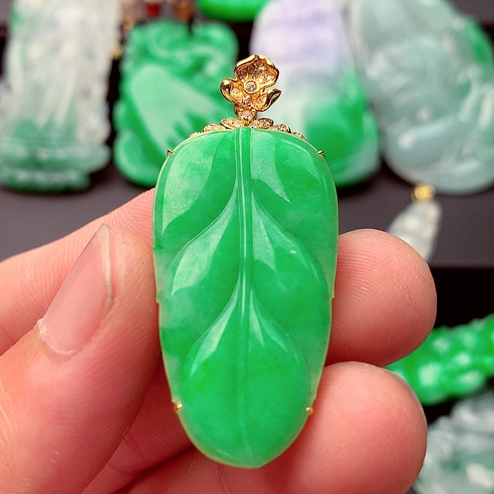 翡翠18K金镶嵌吊坠(不含链)