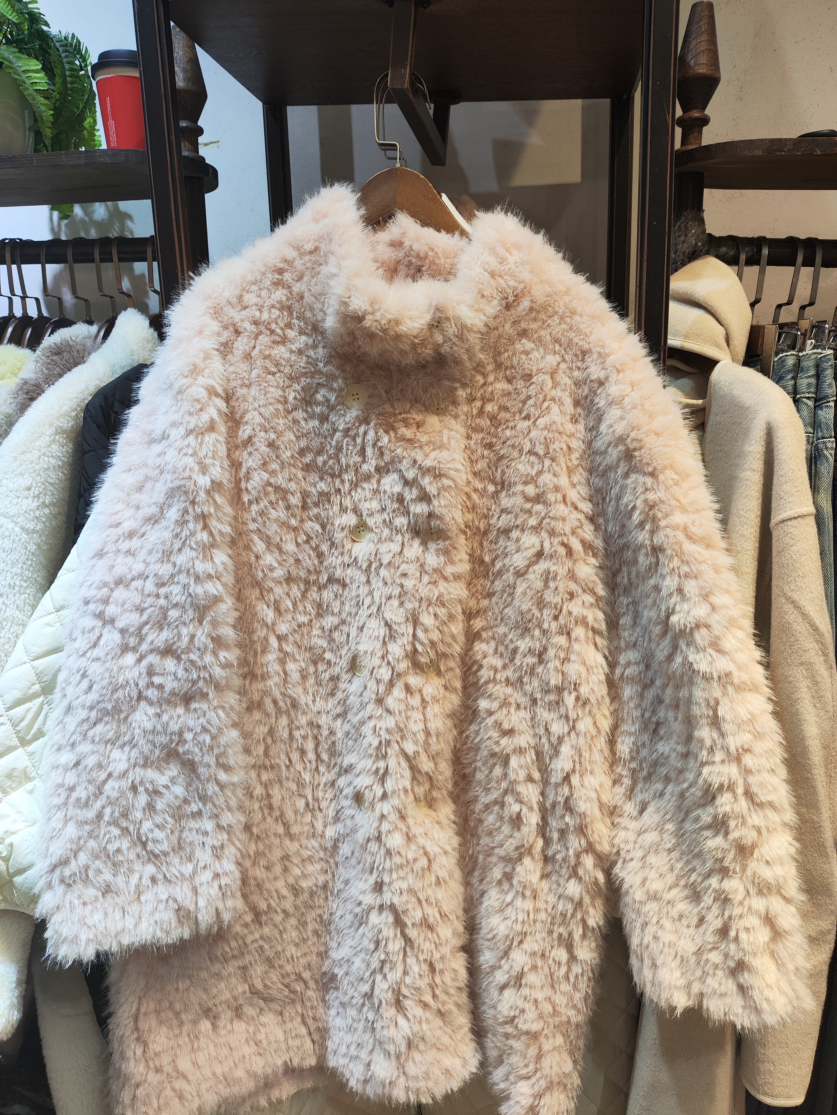 冬季韩系加厚羔绒立领毛毛外套女保暖时尚小个子设计感上衣