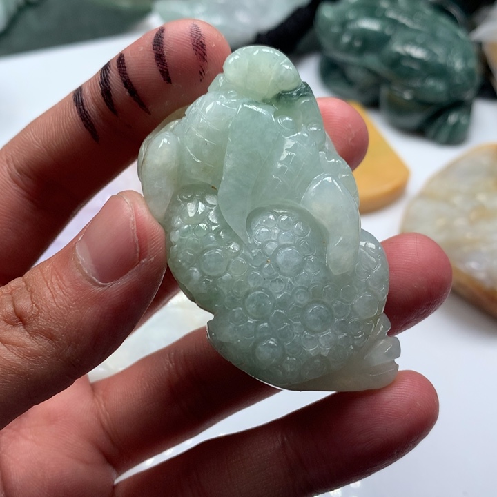 翡翠未镶嵌颈饰保真天然A货翡翠