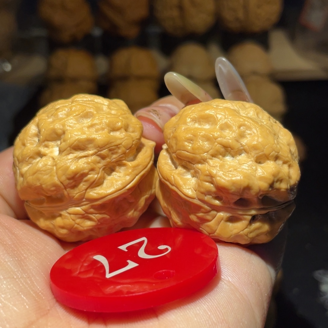 盘龙十八包35尺寸核桃