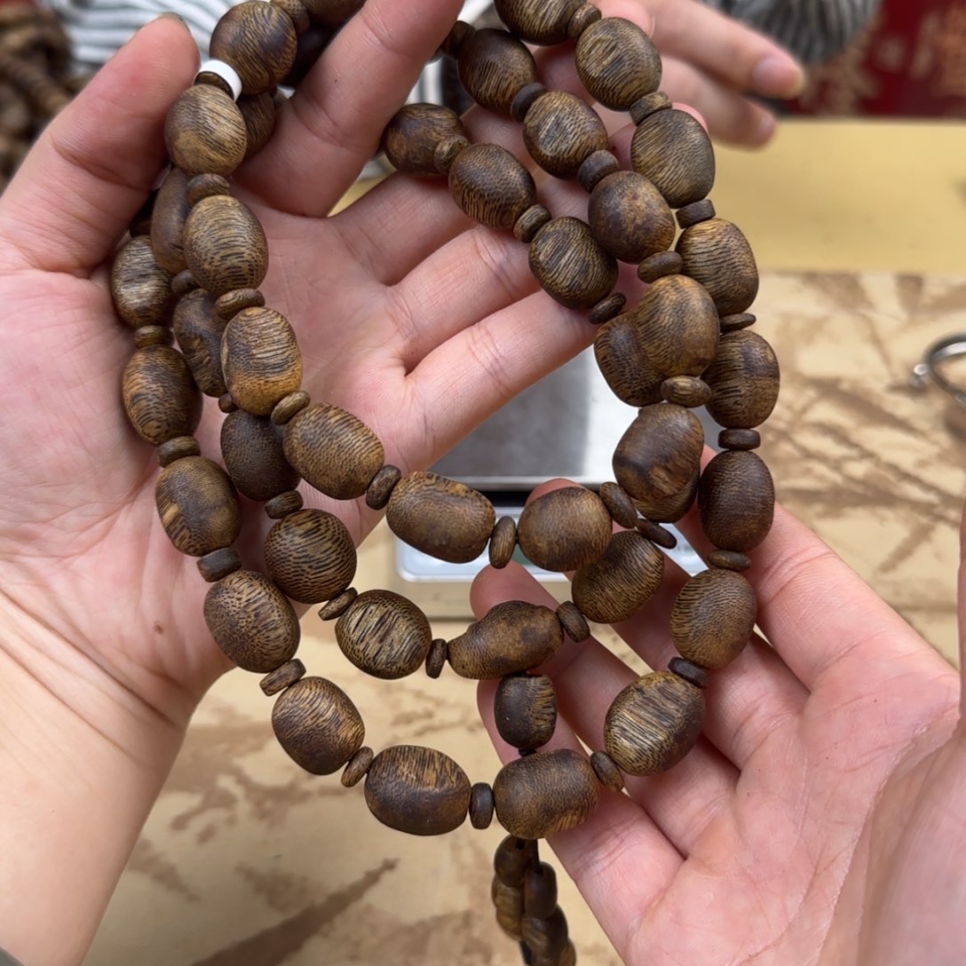 沉香手串绿棋陆河瘤疤多样性发货1条50克