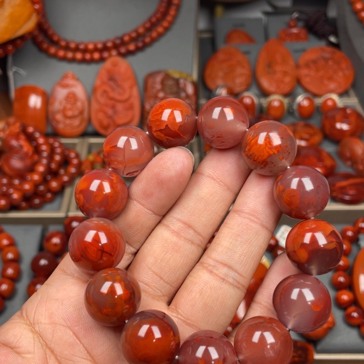 【闪购商品】南红玛瑙珠宝奇石未镶嵌单圈17