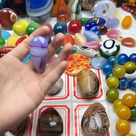 玛瑙/玉髓颈饰未镶嵌