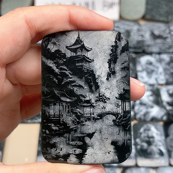 颈饰未镶嵌和田玉